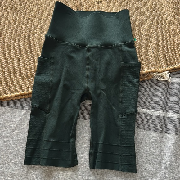 Fabletics Pants - Sculptknit by Fabletics green shorts